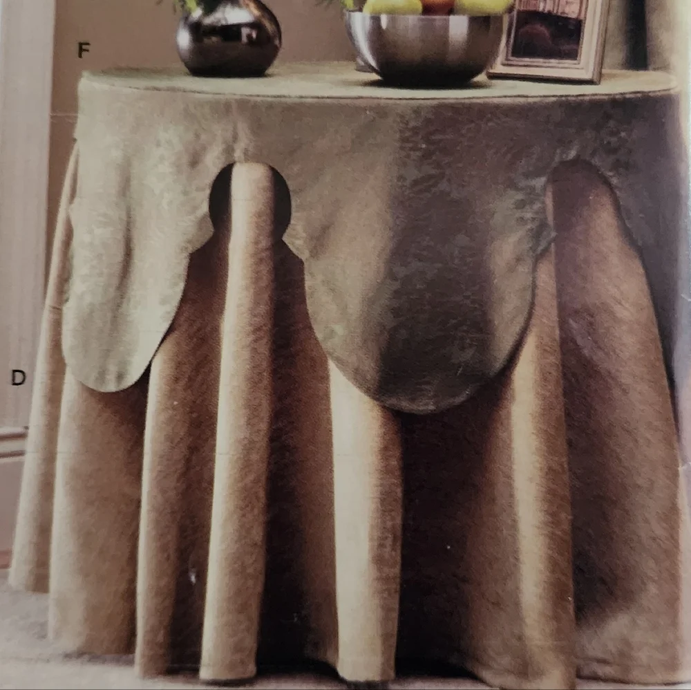 Table coverings sewing pattern Simplicity #4096, Christopher Lowell collection